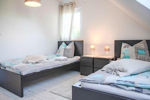 Holiday Home, Debina