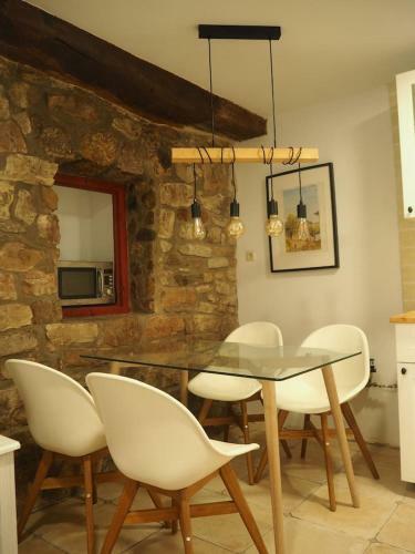 Apartamento Piso Con Encanto En La Parte Vieja.