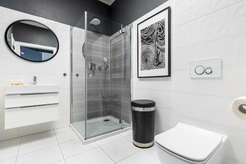 Deluxe Apartment Five Seas By Renters Prestige