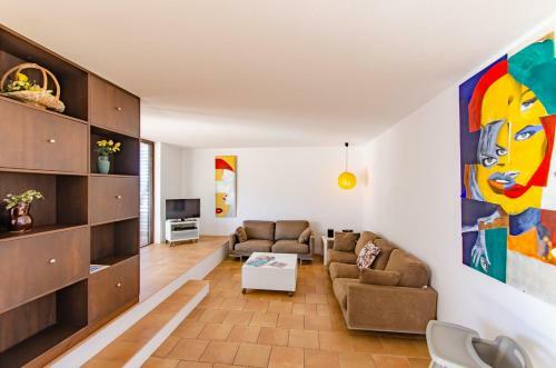 3 Bedroom Villa, Private Pool, Biniancolla, Near Punta Prima