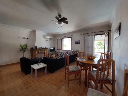 Villa Mart�nez