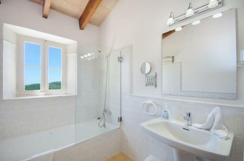 Villa Finca Son Roman�