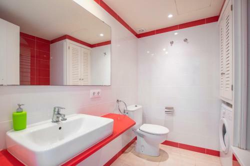 Cheap & Chic Apartamento En Son Bou de 3 Dormitorios