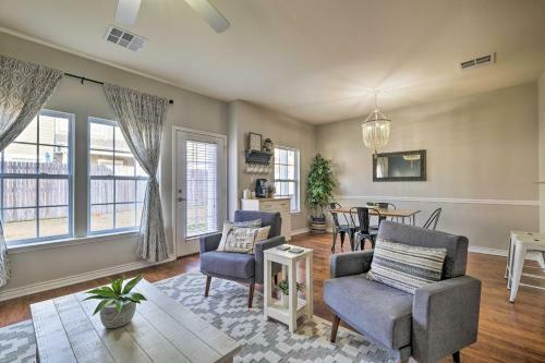 Modern Afton Townhome - Walk To Grand Lake!