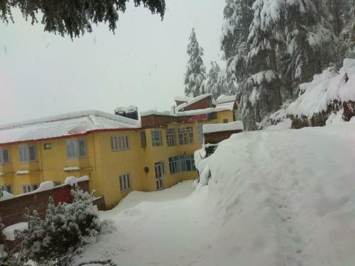 Bimla Hotel And Restaurant
