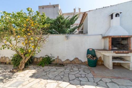 Goldhome - Requesens