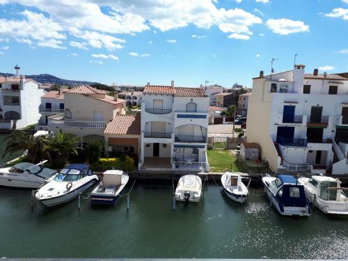 Apartamento Au C?ur de La Marina Empuria