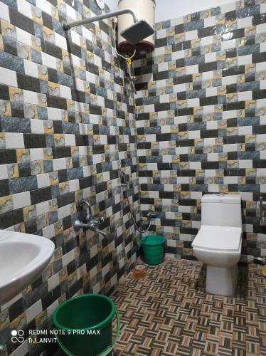 Hostal Anika's Guest House