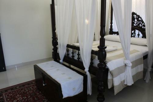 Sun N Sand Apartments, Candolim, Goa