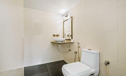 Apartamento Lavish Studio With A Pool, Near Candolim Beach