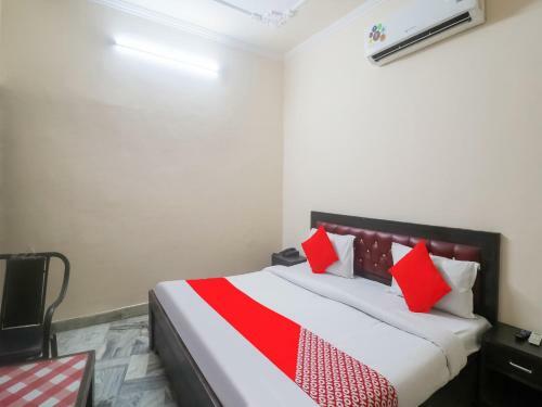Hotel Oyo 74020 Anvi Deluxe