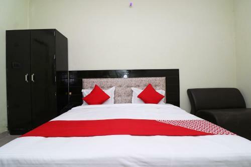 Hotel Oyo Flagship 23686 Ur Guest House