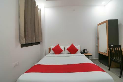 Hotel Oyo Flagship 44603 Near Sadar Tehsil