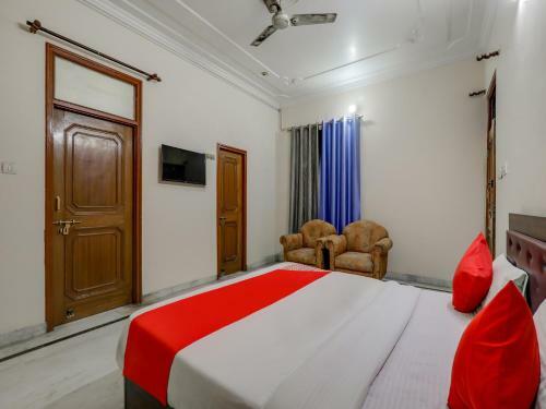 Hotel Oyo Flagship 74036 Golden Residency 2