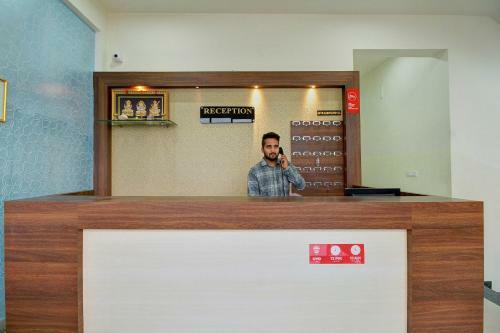 Hotel Vaccinated Staff- Oyo 14360 Park Inn