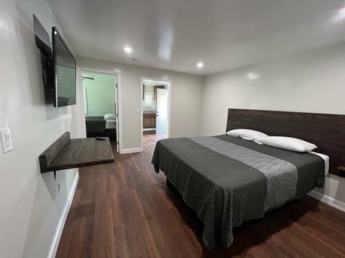 Motel Erth Inn By Aga Bell Gardens