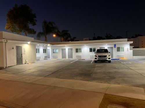 Motel Erth Inn By Aga Bell Gardens