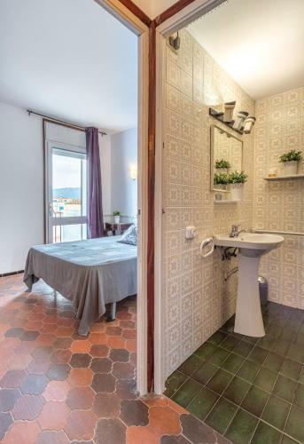 Goldhome - Port Petit