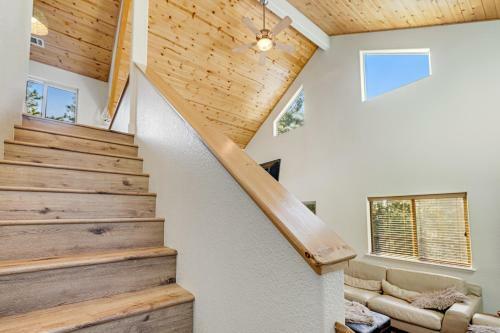 Blue Mountain Hideaway
