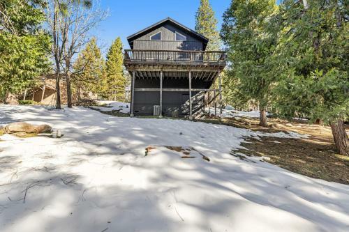 Blue Mountain Hideaway