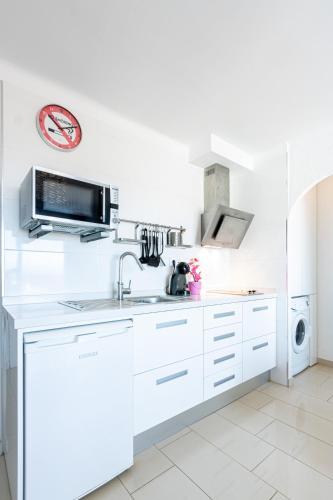 Apartamento Primera Linea de Mar, Vistas, Centro, (Silv-13)