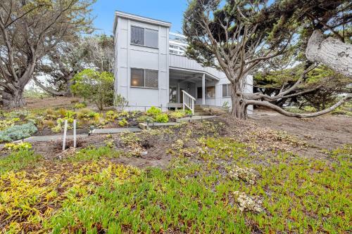 Pelican House