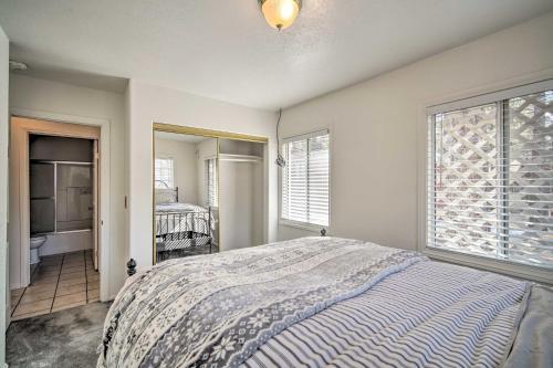 All-season Big Bear Home With Stone Fireplace!