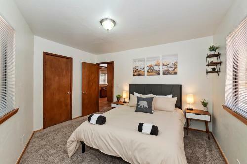 Doormat Vacation Rentals - Sherwood Chalet