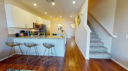 Apartamento Golden Grove Extended Stay Thirty Plus Days