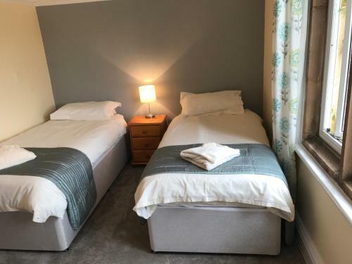 Hotel Halfway House Inn Country Lodge