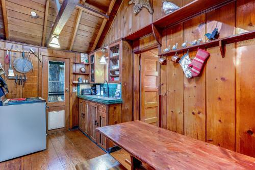Hobbit House In Big Bear