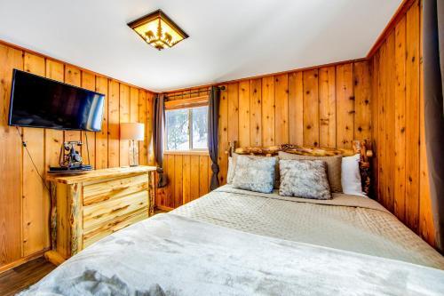 Black Raven Cabin