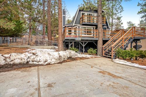 Big Bear Escape