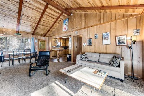 Sunset Chalet