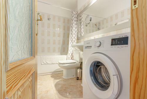 Apartamento Las Americas Best! Torres de Yomely11