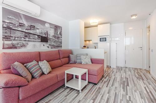 Apartment Tower Near The Beach