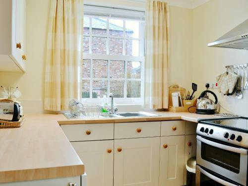Lilac Tree Cottage