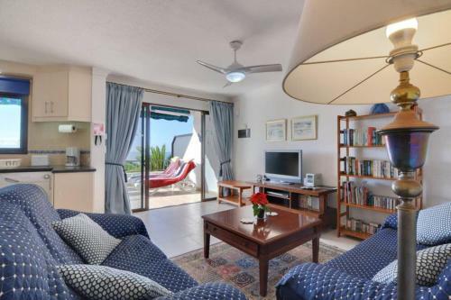 2 Bed 2 Bath Apartment In Tamara Fantastic Views!