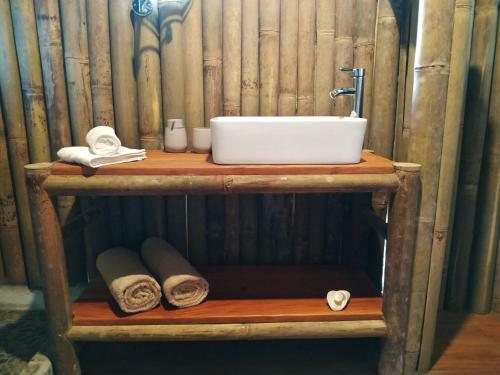 Four Monkeys Eco Lodge