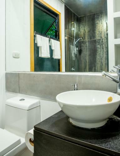 Sogno Container House! 4x4 Location!