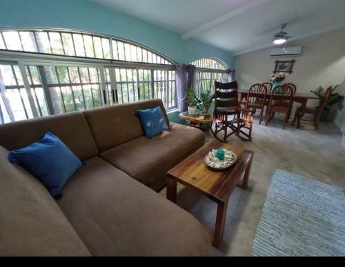 Casa Blue J