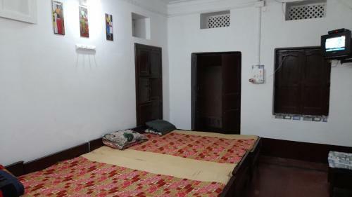 Hotel Rupak Guest House & Lodge