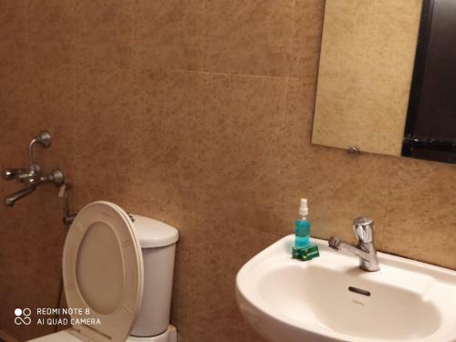 Hostal Amoura Beach Holidays Baga