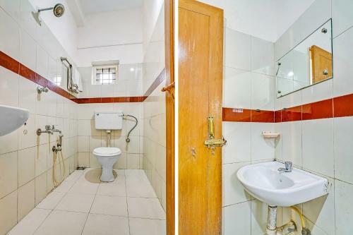 Hotel Capital O 84543 Grand Residency