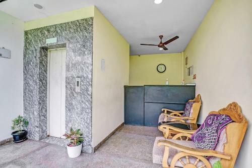 Hotel Capital O 84543 Grand Residency