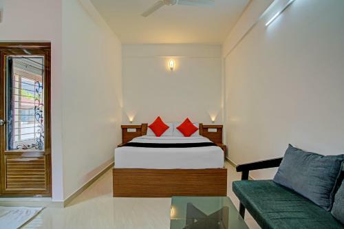 Hotel Vaccinated Staff- Capital O 74715 Phoenix Holidays