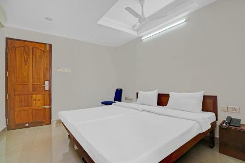 Hotel Capital O 86604 Aramam Executive Inn