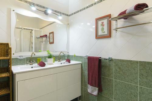 Villa Hearth Away From House. Breia