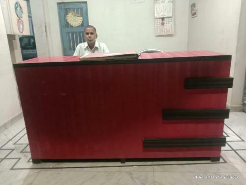 Lodge Priya Hotel