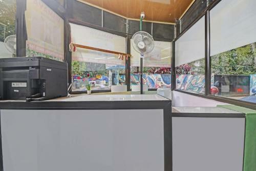 Hotel Oyo 85334 Vismaya Residency